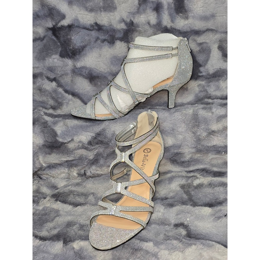 NWB Bella Vita Karlette Silver Glitter Strappy Heels Sandals‎ Women's Size 10